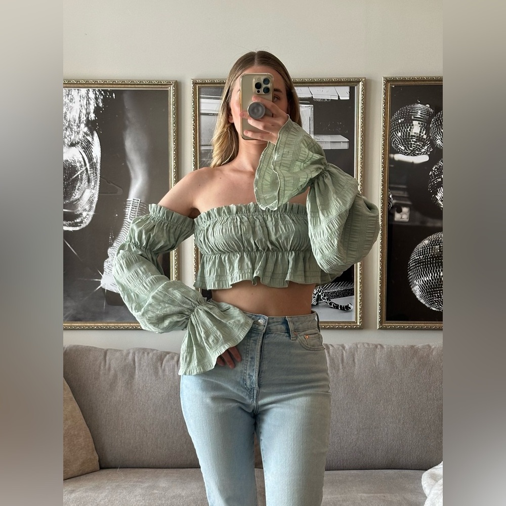 Ruched Flare Sleeve Off The Shoulder Top